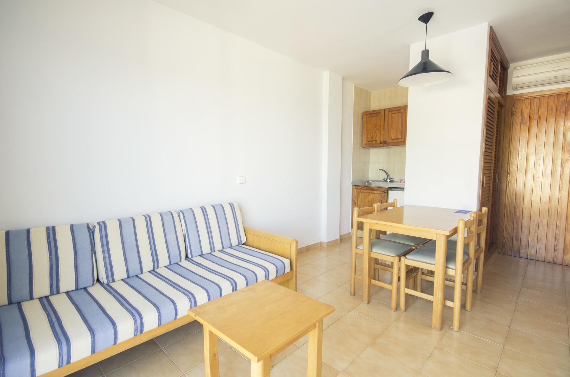 Wi-Ki-Woo (Adults Only) Aparthotel ซานอันโตนิโอ ภายนอก รูปภาพ