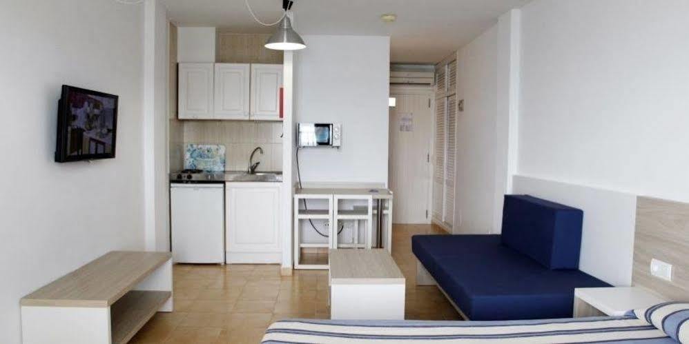 Wi-Ki-Woo (Adults Only) Aparthotel ซานอันโตนิโอ ภายนอก รูปภาพ
